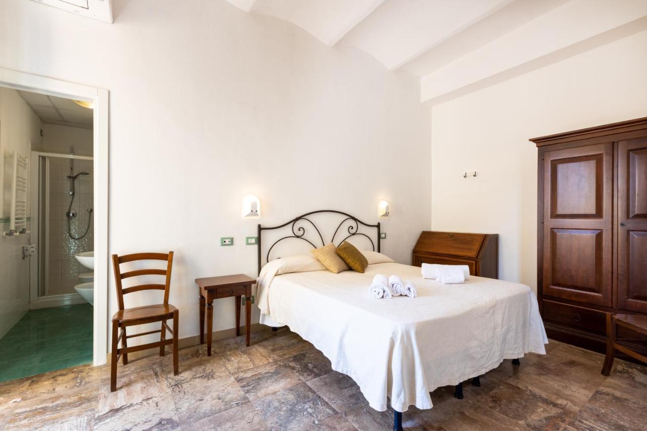 Hotel Castello Monticello Giglio Porto Room photo