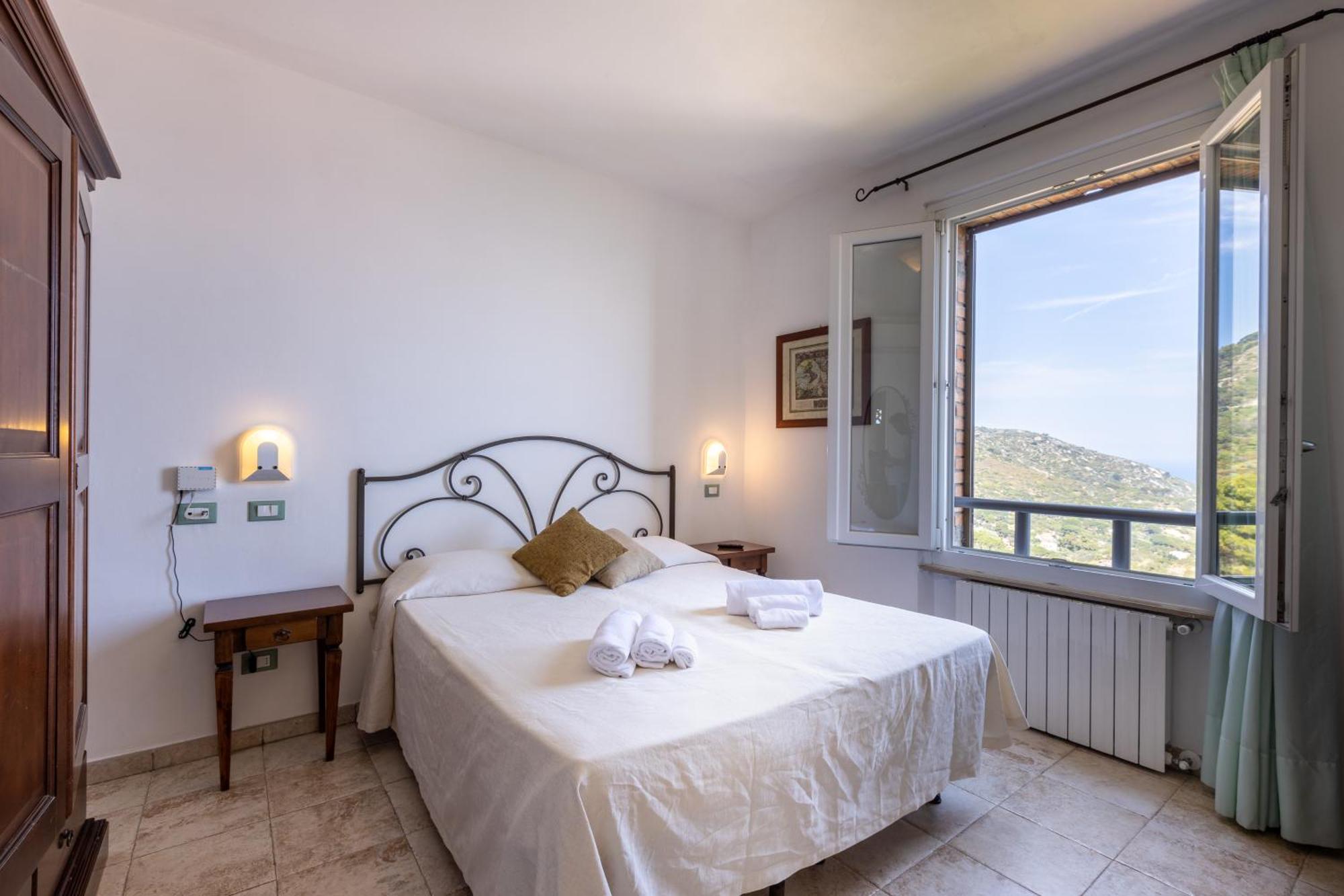 Hotel Castello Monticello Giglio Porto Room photo